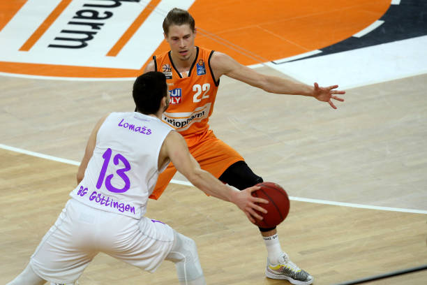 欧洲多国职 欧洲多国职